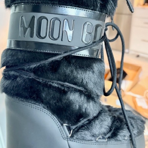 Fur Moon Boot Lace Up - Picture 4 of 8